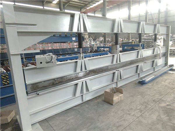 6米液壓折彎機(jī)